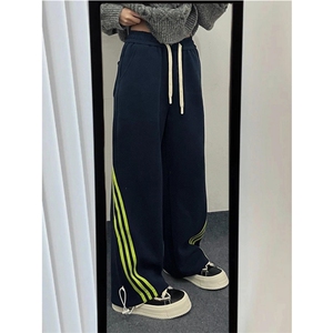 三条杠冰丝裤子男夏季薄款显腿长垂感直筒裤冲孔 BB26图片