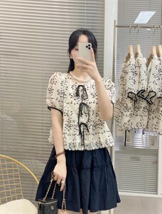 工艺绣花小衫?百搭半裙，女装半身裙，朵缇