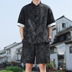 黑色