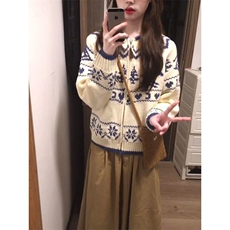 米白色
