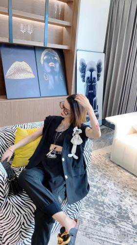 秋装新款，马甲，女装马夹，欧力尼