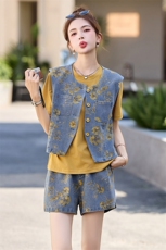 夏天无袖印花牛仔套装女2025超火夏装一整套时尚减龄九分裤两件套，女装套装/套裙，关键词