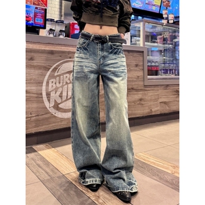 覆古性感水洗牛仔裤在秋天的妇女宽松修身看的弯刀裤图片