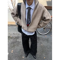 卡其色