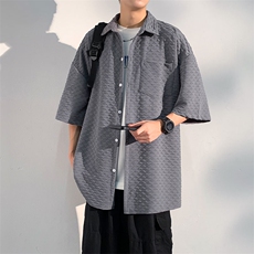 灰色