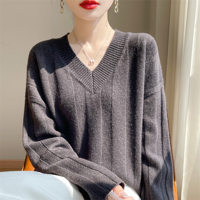 100%纯羊毛衫女一线成衣无缝V领宽松慵懒针织毛衣打底羊绒衫上衣,女装羊毛衫,东远绒业