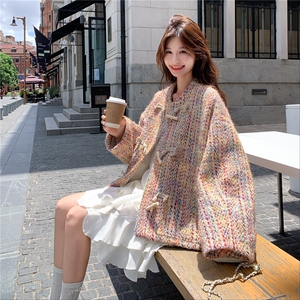 法式小香风牛角扣短外套女秋季2025新款巨好看彩色粗花呢夹克上衣图片