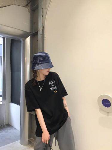 百搭笑脸T，女装，Queena PHoebe