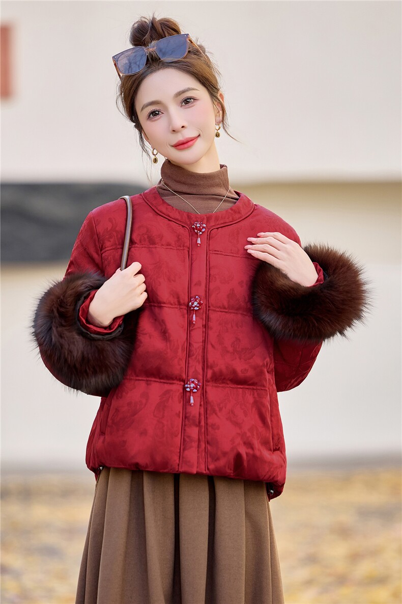 【bao款大货已出】2026冬装新款新中式提花年货狐狸毛羽绒服90绒,女装羽绒服,雅静靓衣