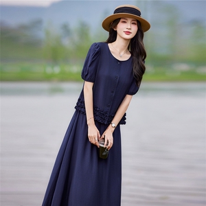 现货2026年夏季休闲风修身剪裁宽松型女通用型两件套轻薄透气图片