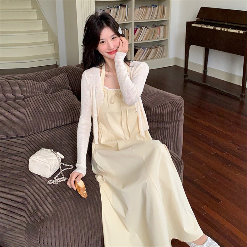 法式穿搭黄色挂脖吊带连衣裙叠穿开衫女春秋超火好看绝美长裙套装,女装连衣裙,2D035