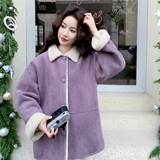【新款】大货已出皮毛一体羊羔绒外套2C131-701-P205K298，女装短外套，2C131