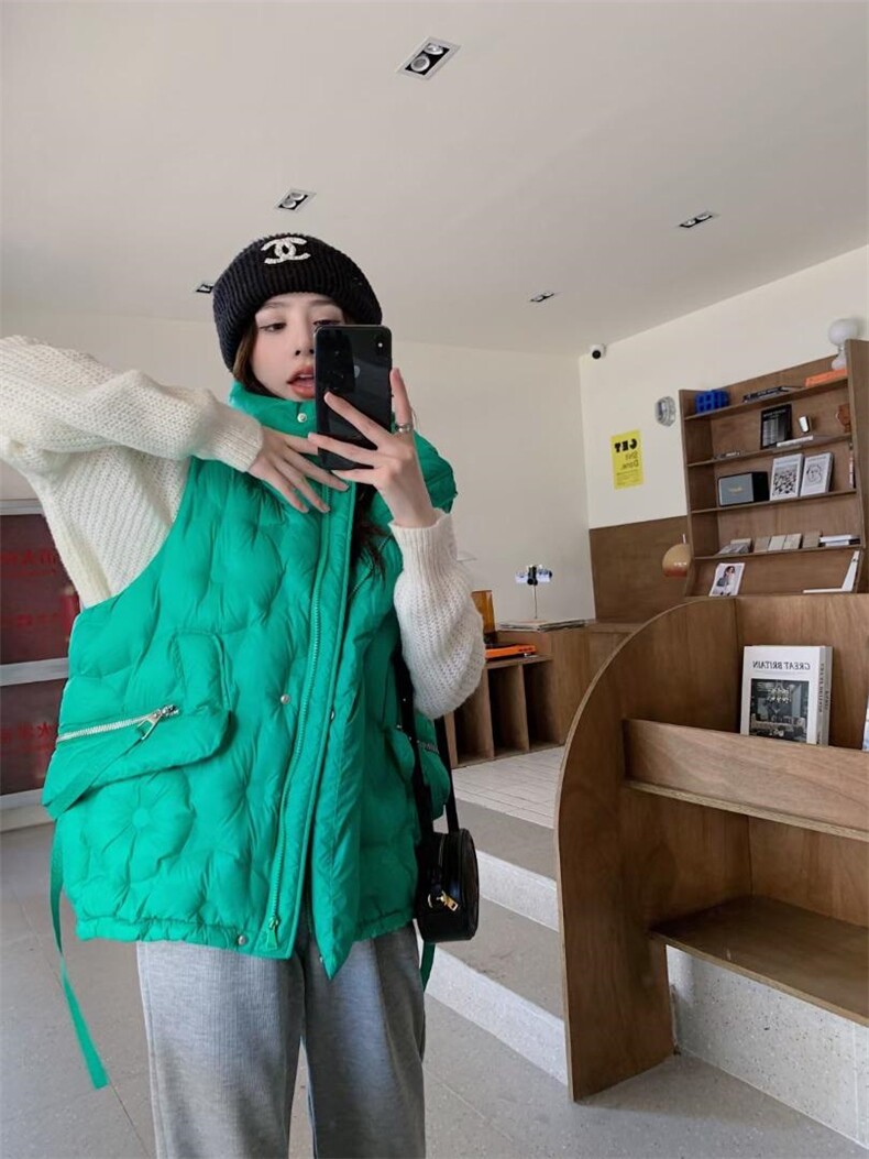 羽绒马甲女2022秋冬新款加厚保暖连帽马夹外穿坎肩，女装马甲，川哲