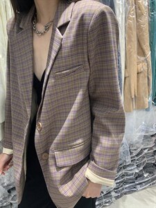 春季新款潮流单排扣西装图片
