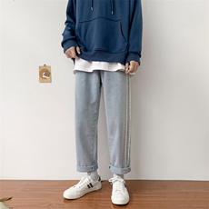 蓝色