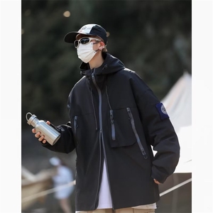 山系工装防晒冲锋衣外套男2024秋季潮牌连帽夹克户外运动宽松衣服图片