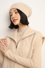 秋冬新款时尚百搭显瘦羊绒马甲女款舒适保暖无袖外套，女装马甲，艾森羊绒