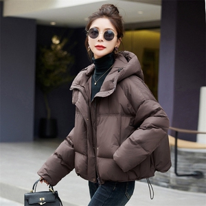 羽绒服女短款2024新款小个子冬季保暖加厚连帽面包服外套图片