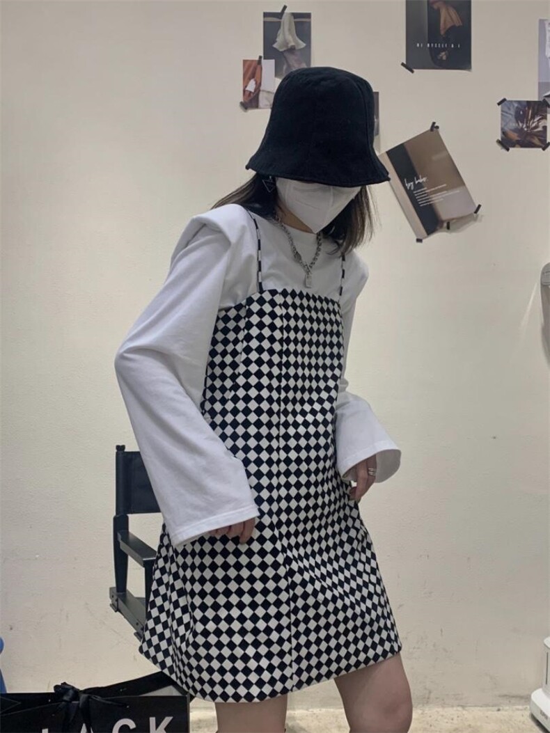 棋盘格吊带裙，女装背心吊带，Alissa Lin