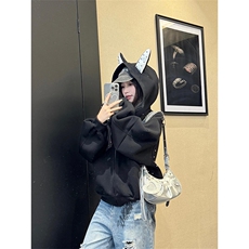 抖音得物高品质26春装美式高街铆钉杜宾犬耳朵开衫卫衣外套W125，女装短外套，电商A486