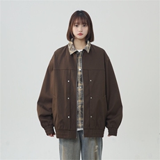 深棕色