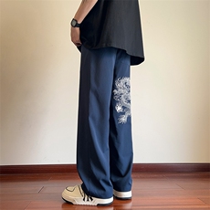 藏青色