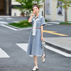 复古牛仔连衣裙女2025夏季新款通勤风收腰显瘦时尚气质薄款裙子潮图片