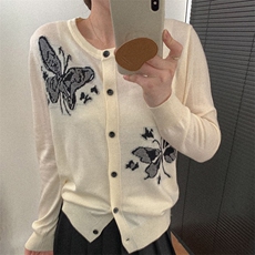 蝴蝶嵌花春季新款女士舒适简约针织开衫，女装针织衫/毛衣，佰米娇羊绒