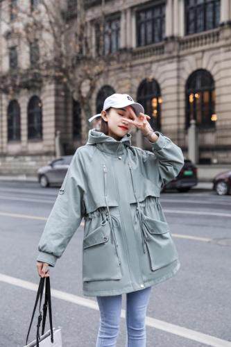 水洗派克风衣洋气，女装风衣，百变诱惑