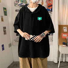 黑色
