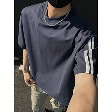 藏青色