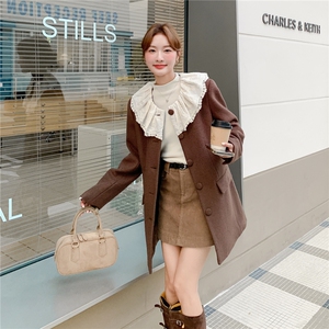 咖色时尚减龄巨好看花边领羽绒服女2025冬季新款90白鸭绒轻暖外套图片