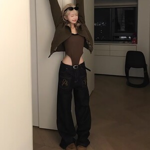 2025秋季美式复古水洗弯刀设计感情侣牛仔裤宽松阔腿男女长裤子图片