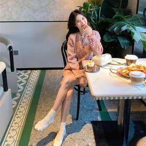 粉色粗花呢法式小香风女春季2025新款短外套A字裙时髦图片