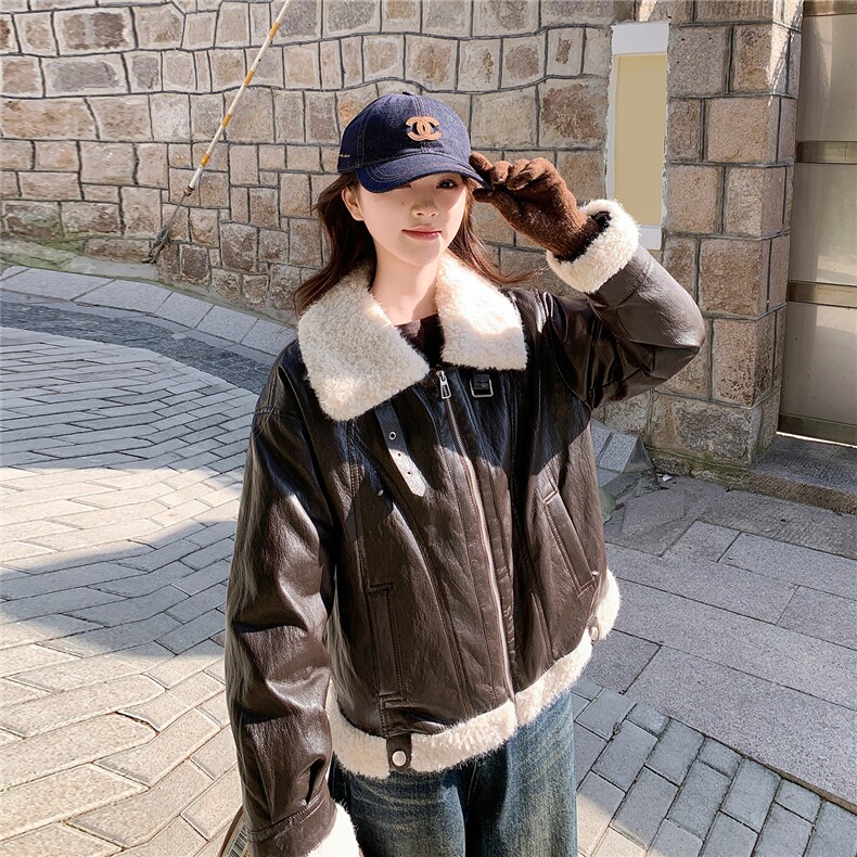 主推现货2025冬季新款仿皮90%羽绒机车服C022-9158-P285-K428,女装皮衣,2C022
