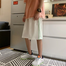 白色