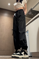 户外防水冲锋裤女C2347-TP35控价48春季新品卡扣腰带束脚休闲裤，男装休闲裤，电商A102-1