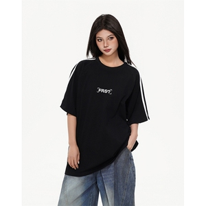 抖音得物高品质二开240克宽松纯棉美式潮牌三条杠织带短袖T恤图片