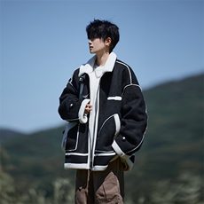 黑色