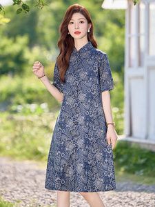 现货2025年夏季文艺复古印花妈妈休闲连衣裙图片