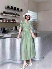 夏季新款连衣裙，女装连衣裙，一露玛娜