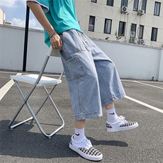 蓝色