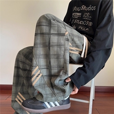 绿色
