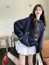 复古卡通刺绣翻领连帽外套女2025秋季新款设计感宽松百搭短款上衣，女装短外套，慧尚2-185