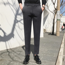 长裤深灰