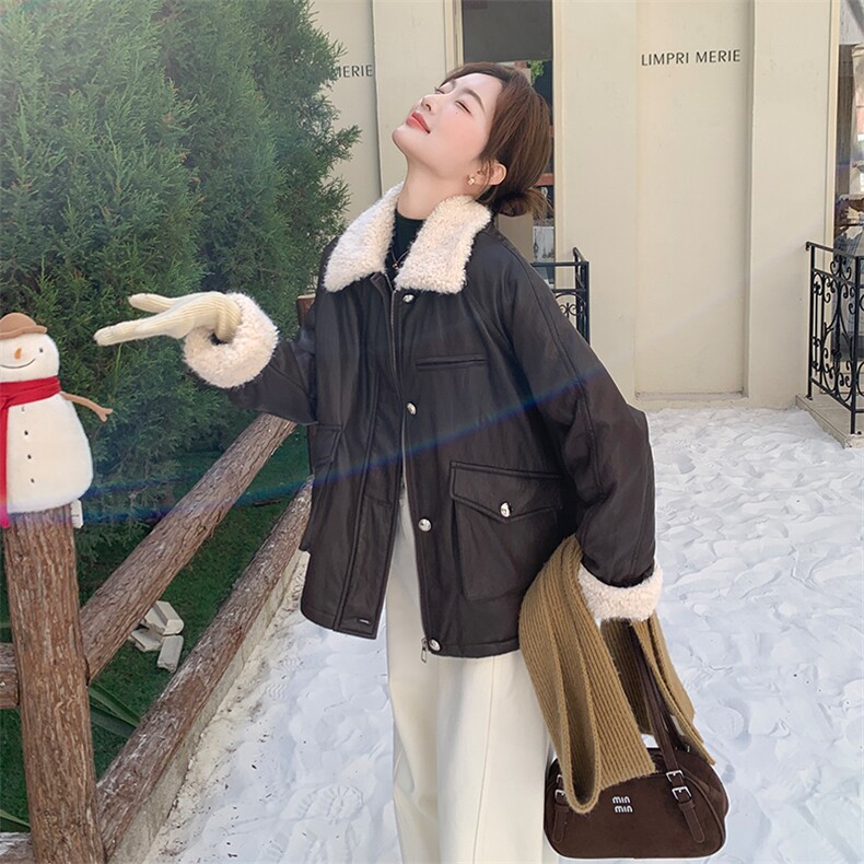 (现货)2025年冬季新款PU皮羽绒服赵思露同款2570款P255-K335，女装羽绒服，浙宝301