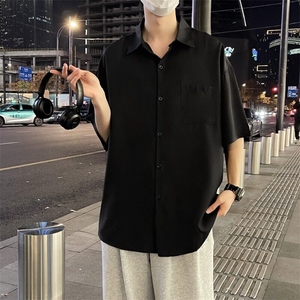 半袖衬衣美日系简约短袖衬衫美式复古式痞帅潮牌外套冰丝图片