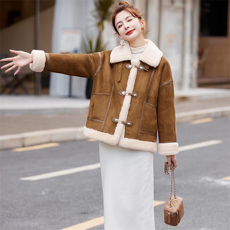 红棕色麂皮绒羊羔毛外套女冬季加厚2025新款小个子皮毛一体机车服,女装短外套,新依时派
