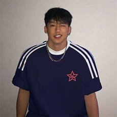 藏青色