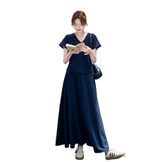 藏青色露背T恤辣妹半身裙套装女夏2025新款独特绝美高级感两件套，女装套装/套裙，2C081